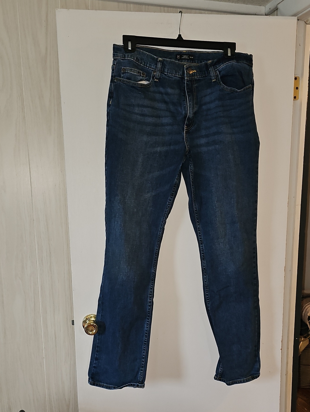 Men's Straight Jeans in Dark Blue